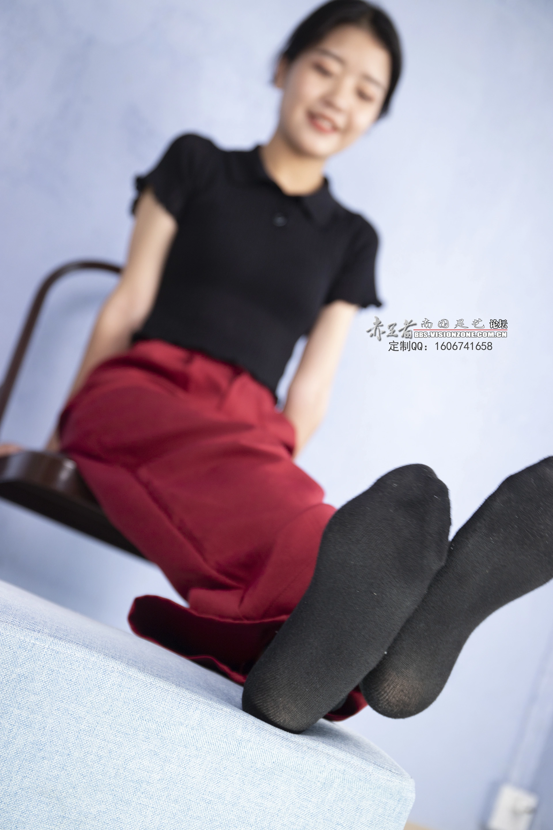 南国足艺 NO.013 气质美女小雨试镜，修长性感的美脚，脚型真漂亮，人美脚更美 2
